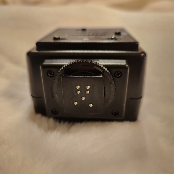 Vivitar Auto Thyristor 550FD Shoe Mount Camera Flash Untested - Picture 14 of 15